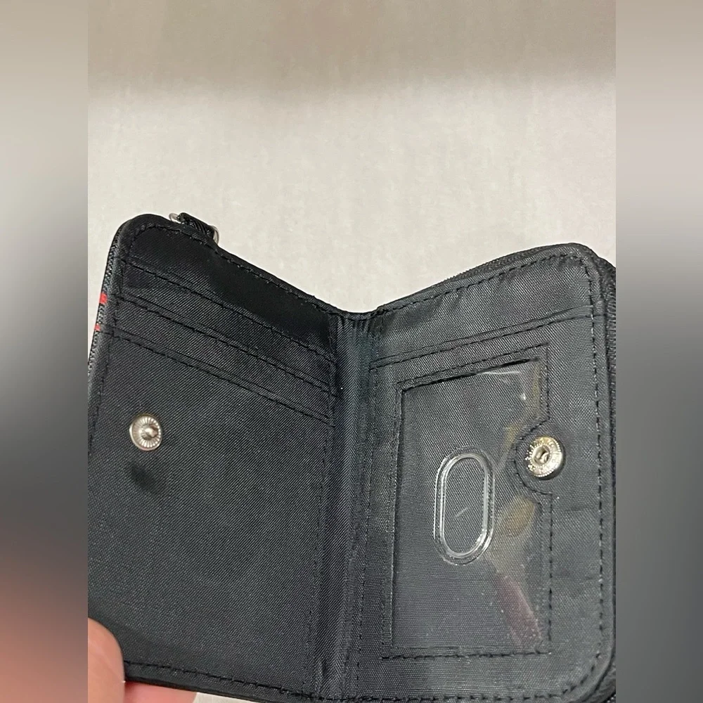 Jason Voorhees Mask Zip Wallet - Friday the 13th